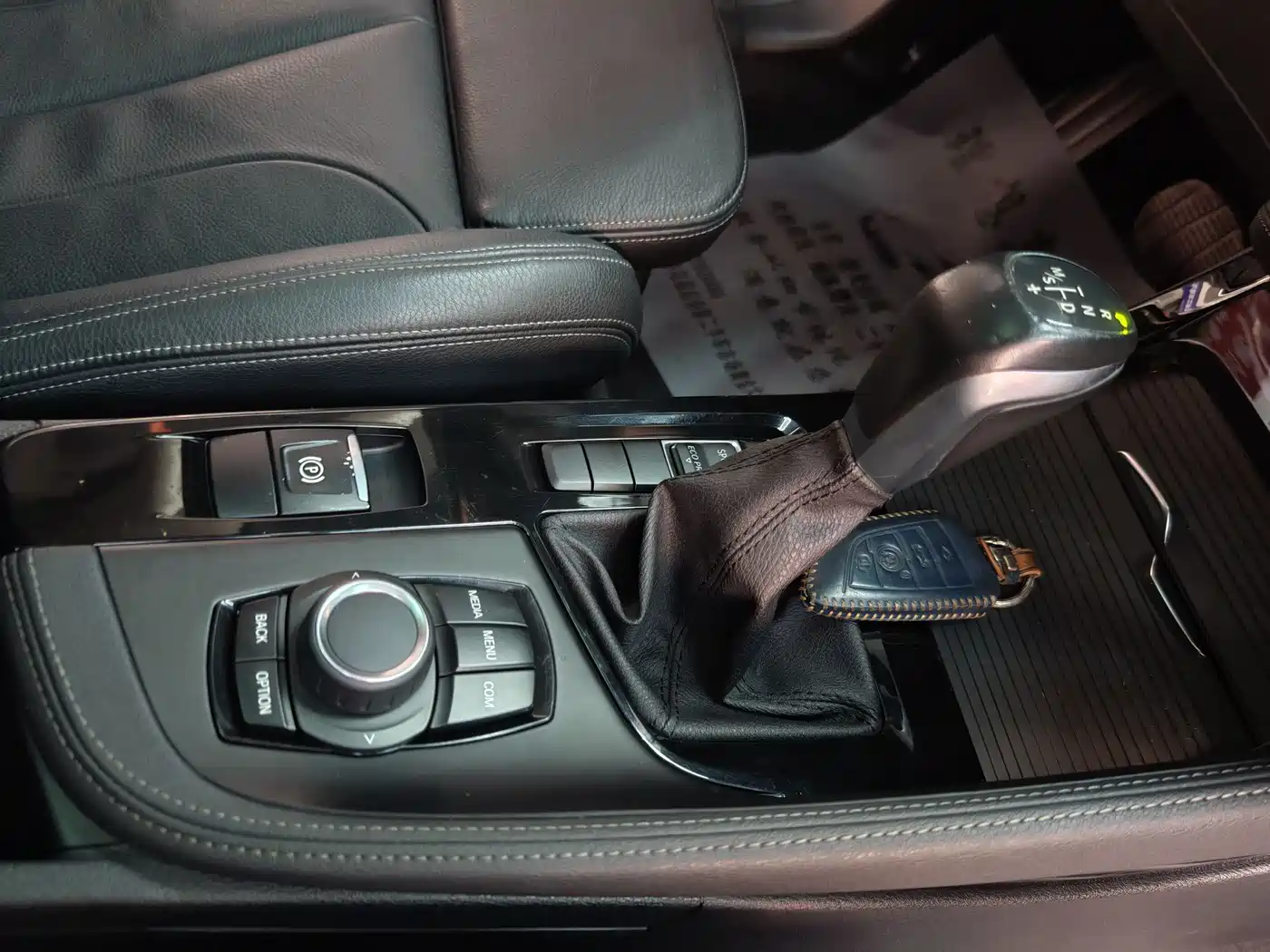 BMW X1 2019 sDrive18Li Premium Model фото 8