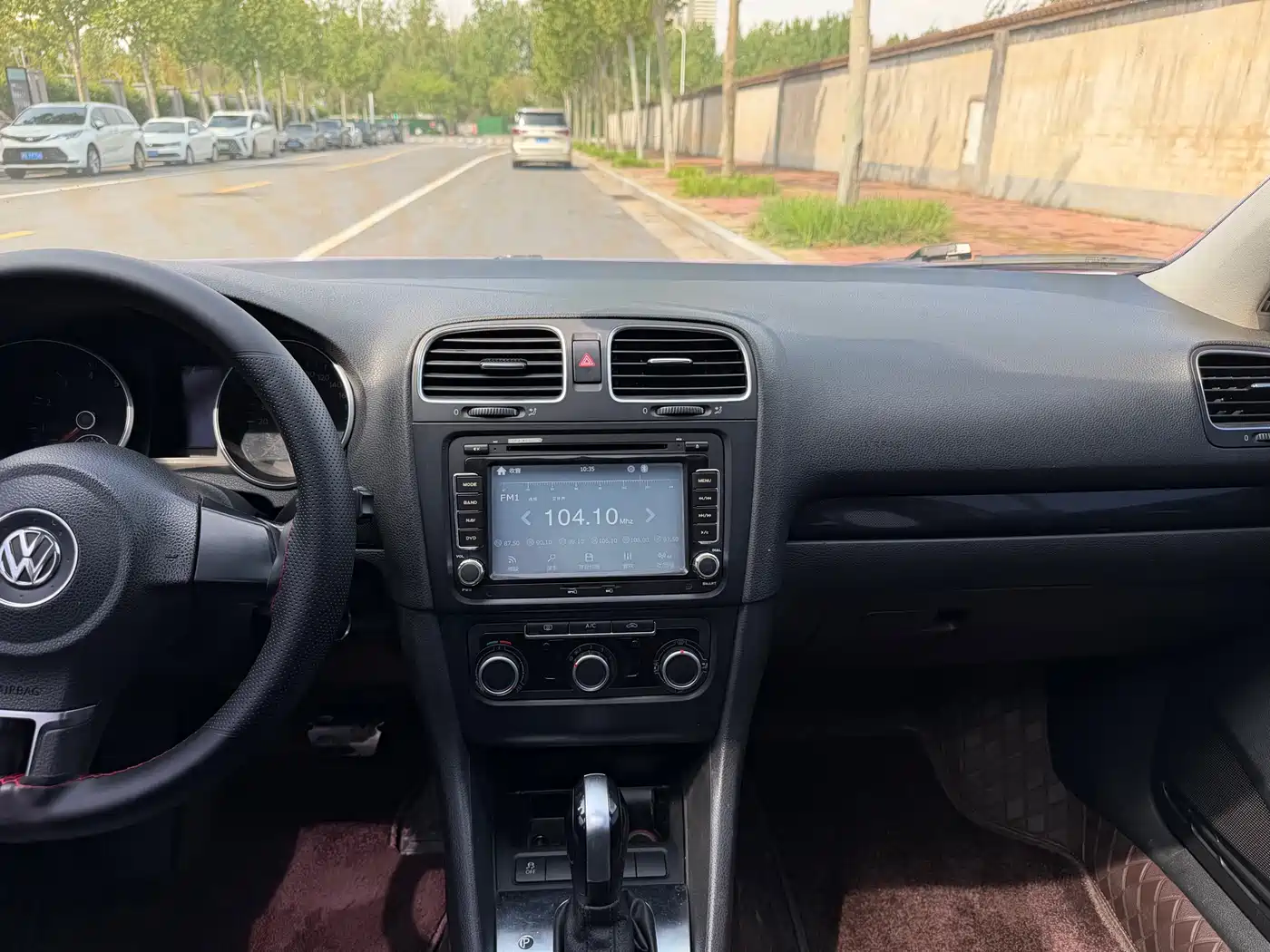 Volkswagen Golf 2012 1.6 Automatic Comfort Type фото 10