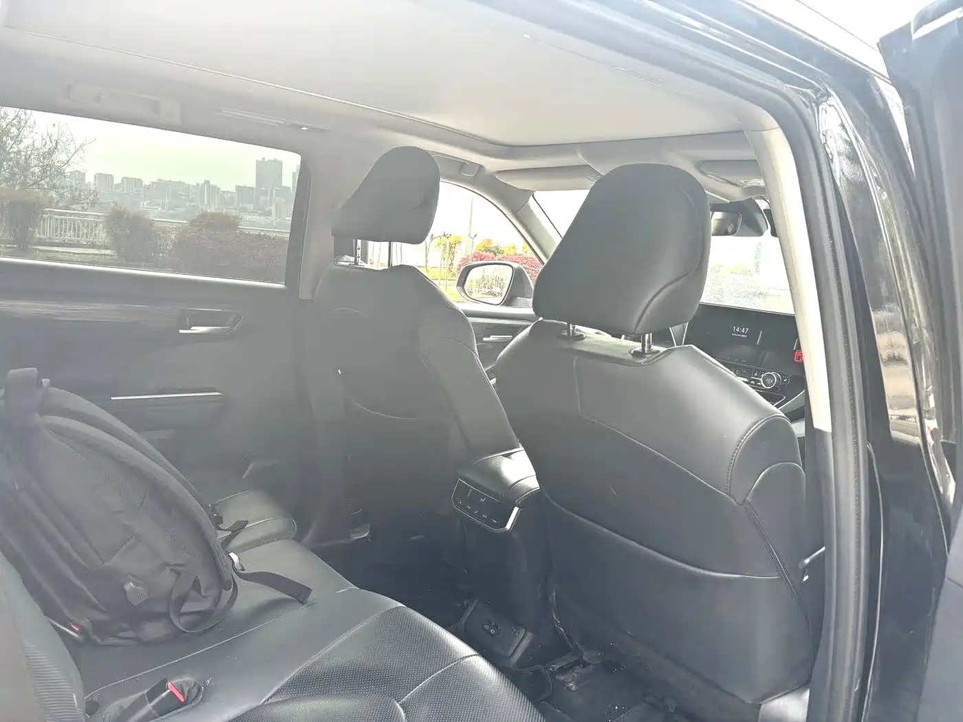 Toyota Highlander 2024 2.5L Smart Hybrid 4WD Premium 7-seater фото 9