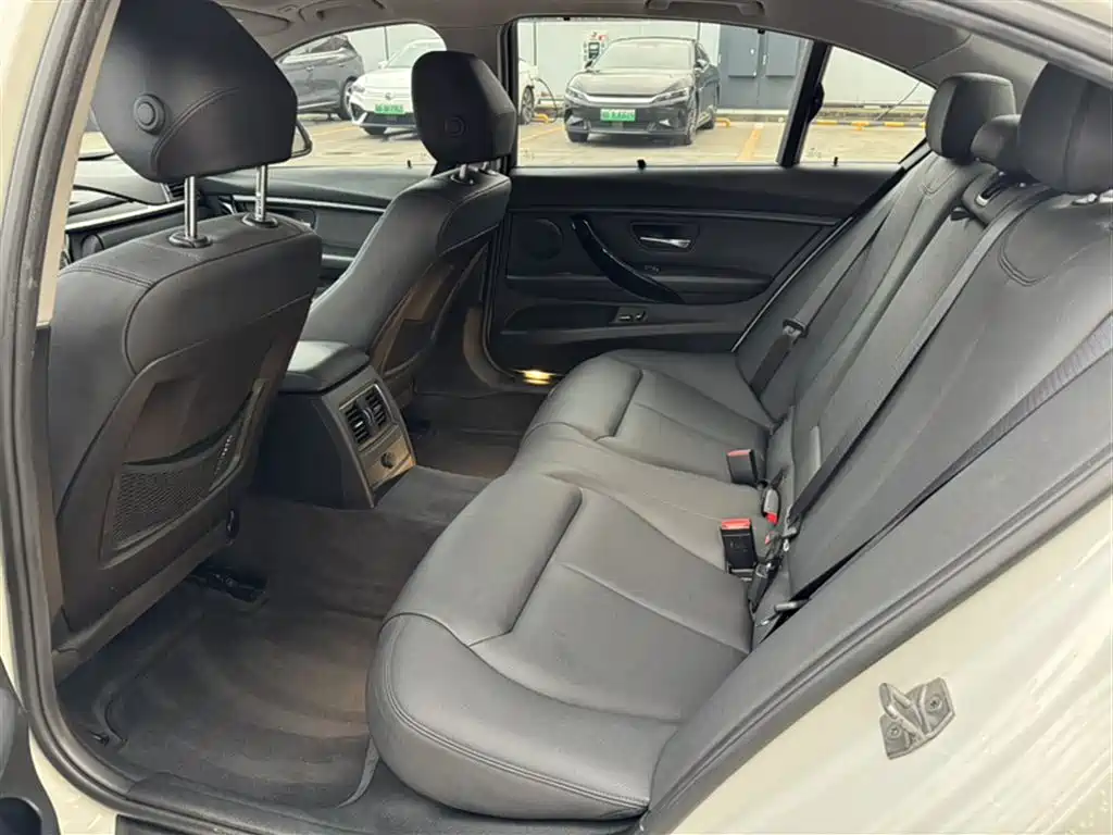 BMW 3 Series 2017 320Li M Sport фото 12
