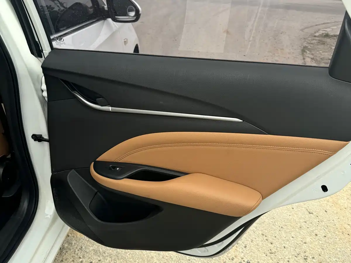 Buick Excelle 2018 18T Automatic Flagship фото 7
