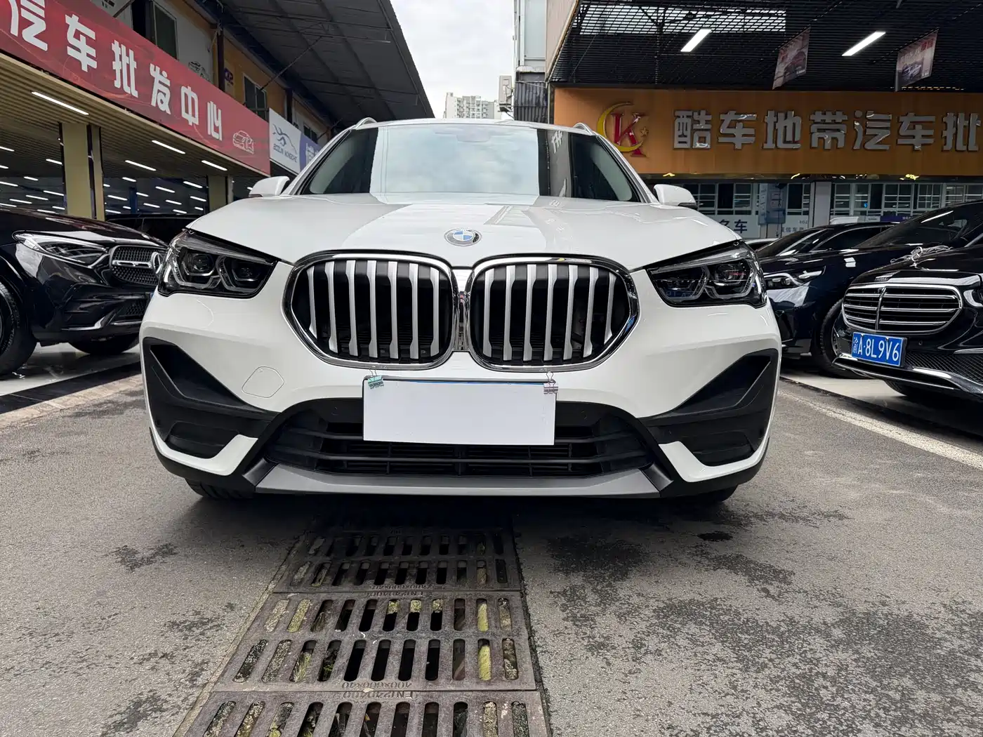 BMW X1 2022 sDrive25Li Leading фото 2