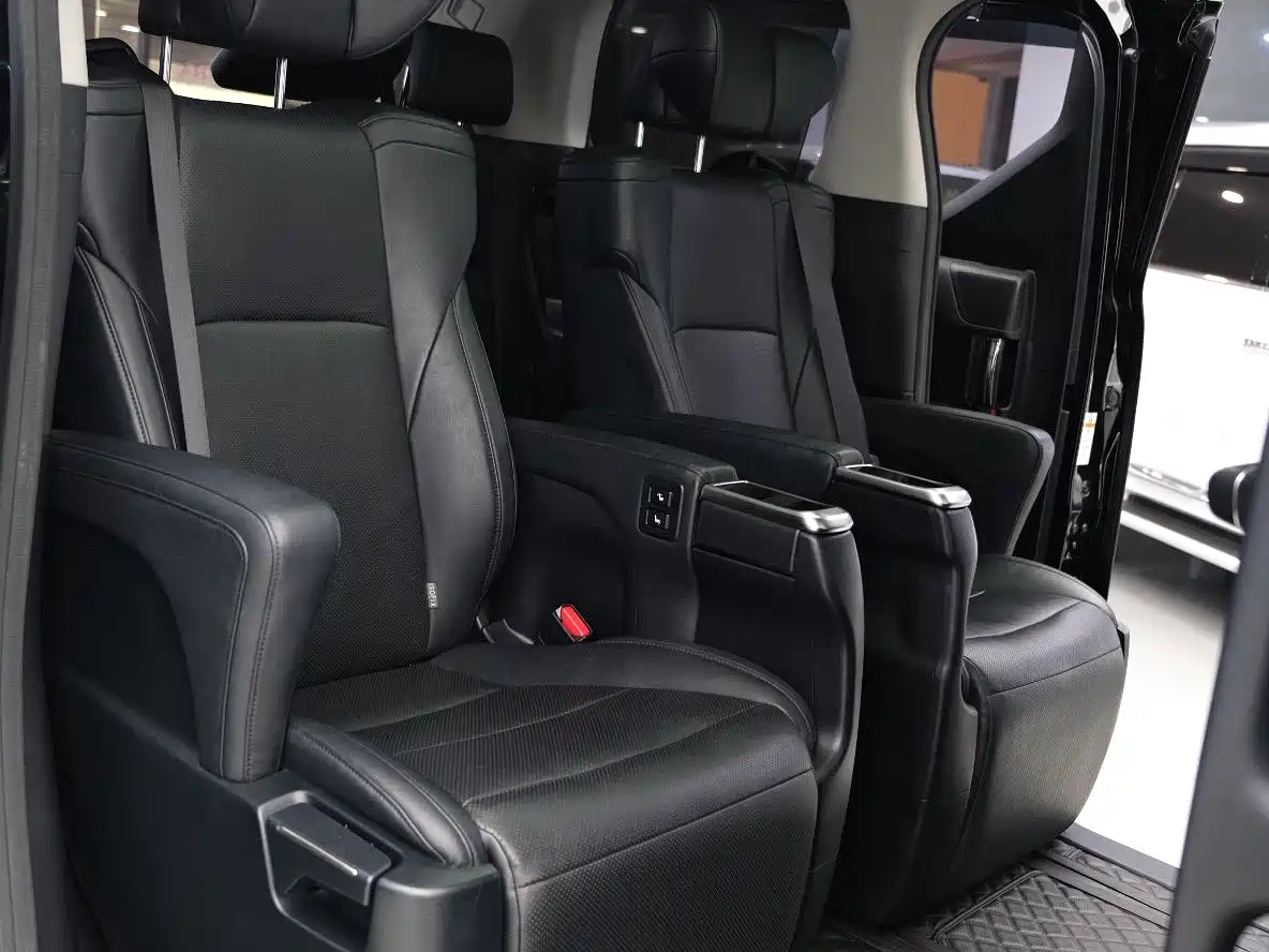 Toyota Alphard 2018 Facelift 3.5L Luxury Edition фото 9