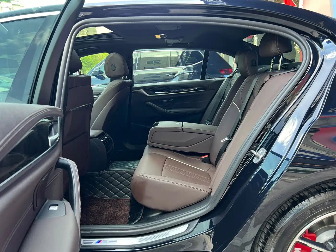 BMW 5 Series 2021 Facelift 525Li M Sport Package фото 32