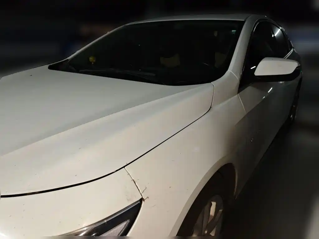Фото 1 - Chevrolet Malibu XL