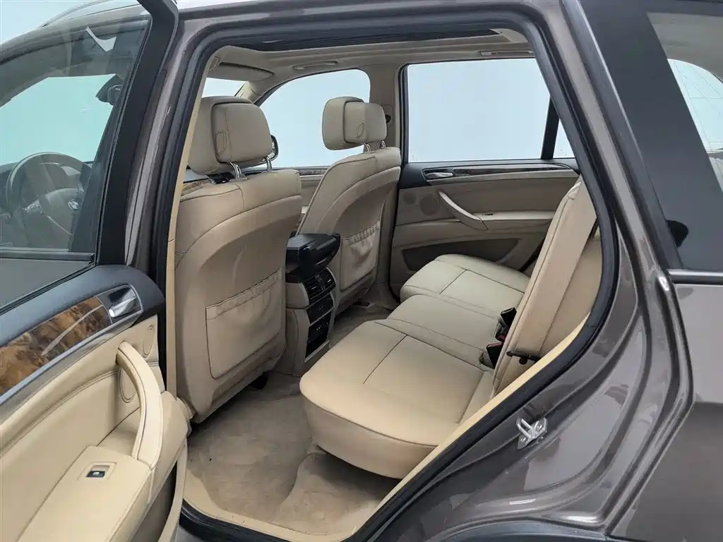 BMW X5 (Import) 2013 xDrive35i Luxury фото 15
