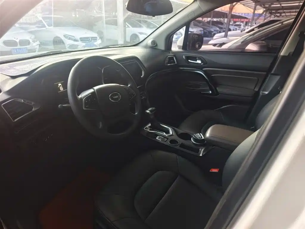 GAC Trumpchi Trumpchi GS4 2016 235T G-DCT Luxury Edition фото 12