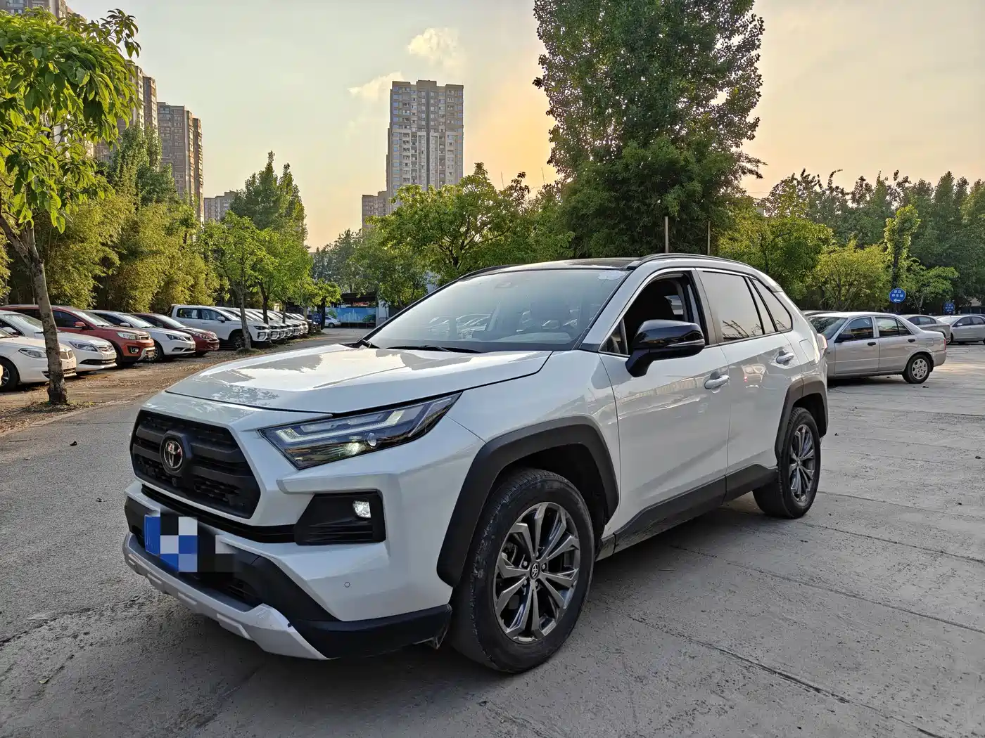 Toyota RAV4 Rongfang 2023 2.0L CVT 4WD Adventure Plus Edition