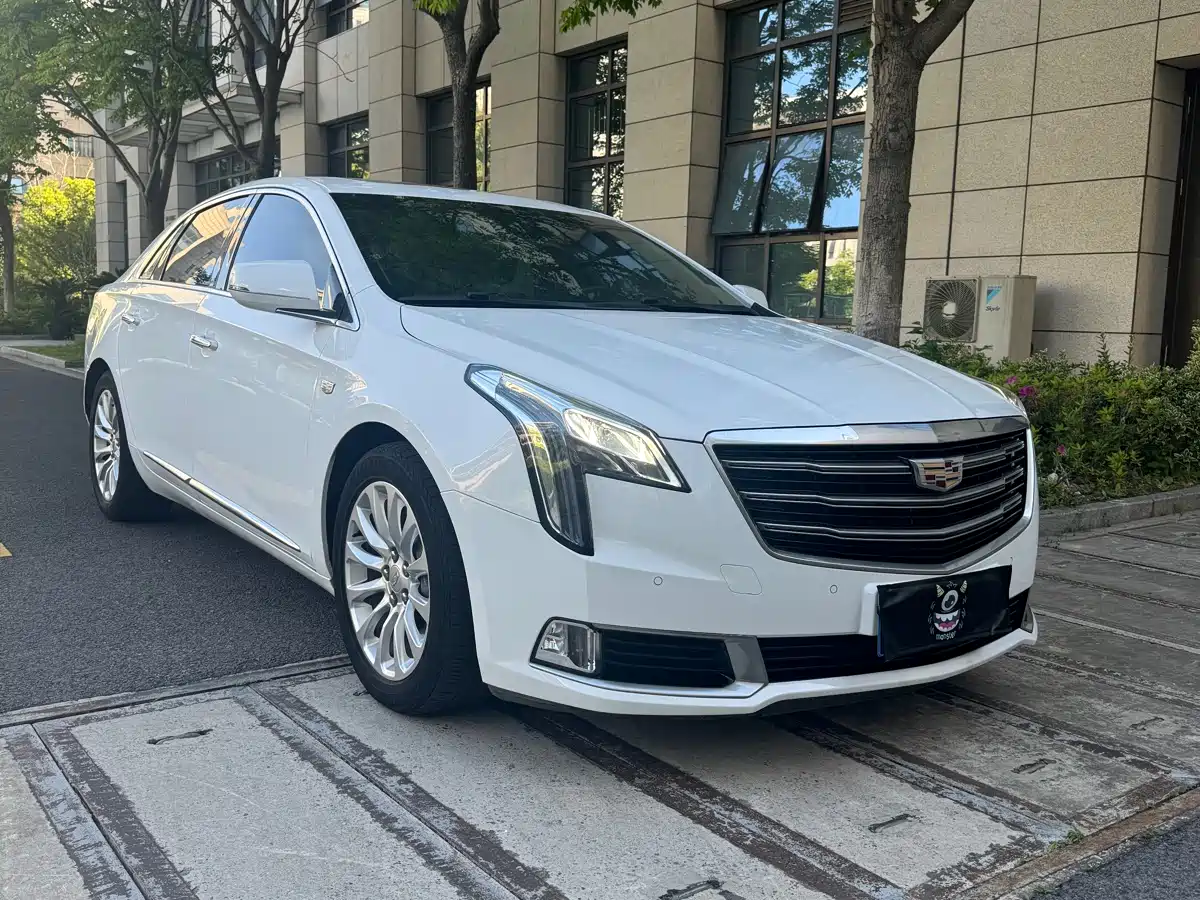 Cadillac XTS 2018 28T Elite фото 3