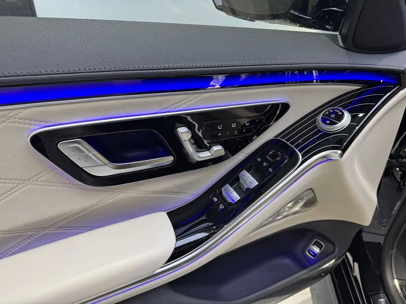 Mercedes-Benz Maybach S-Class 2023 Facelift S 580 4MATIC фото 19