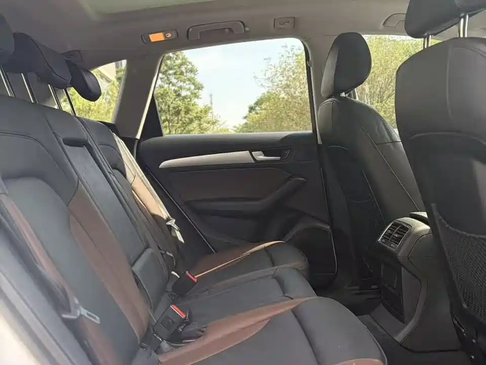 Audi Q5 2017 40 TFSI Technology фото 10