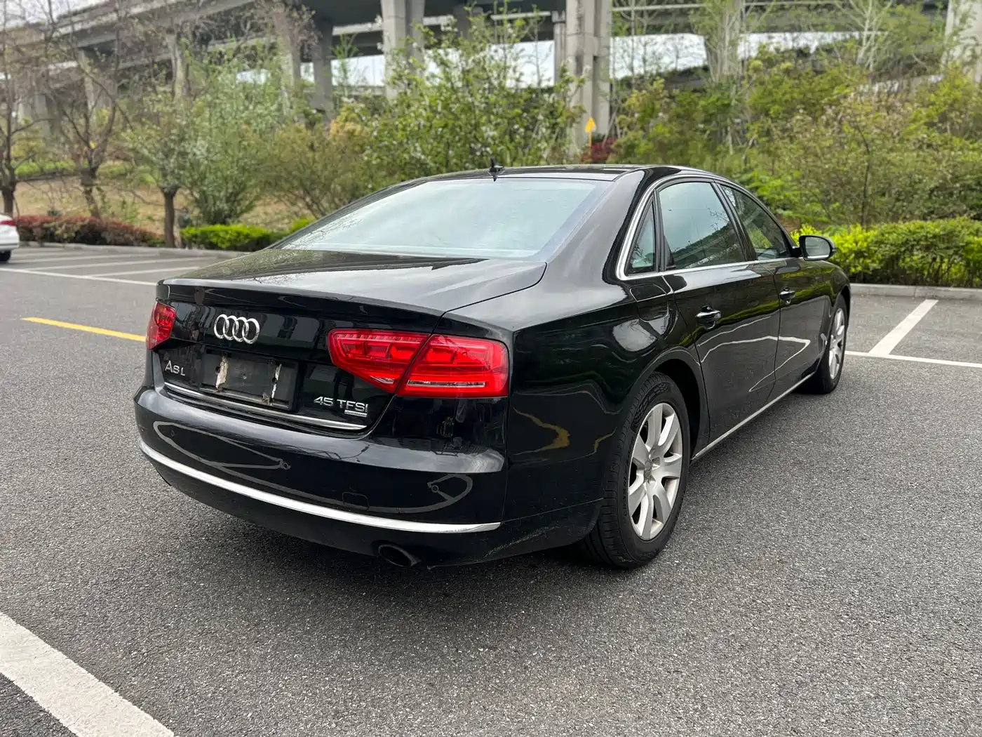 Audi A8 2012 A8L 45 TFSI quattro Luxury фото 5