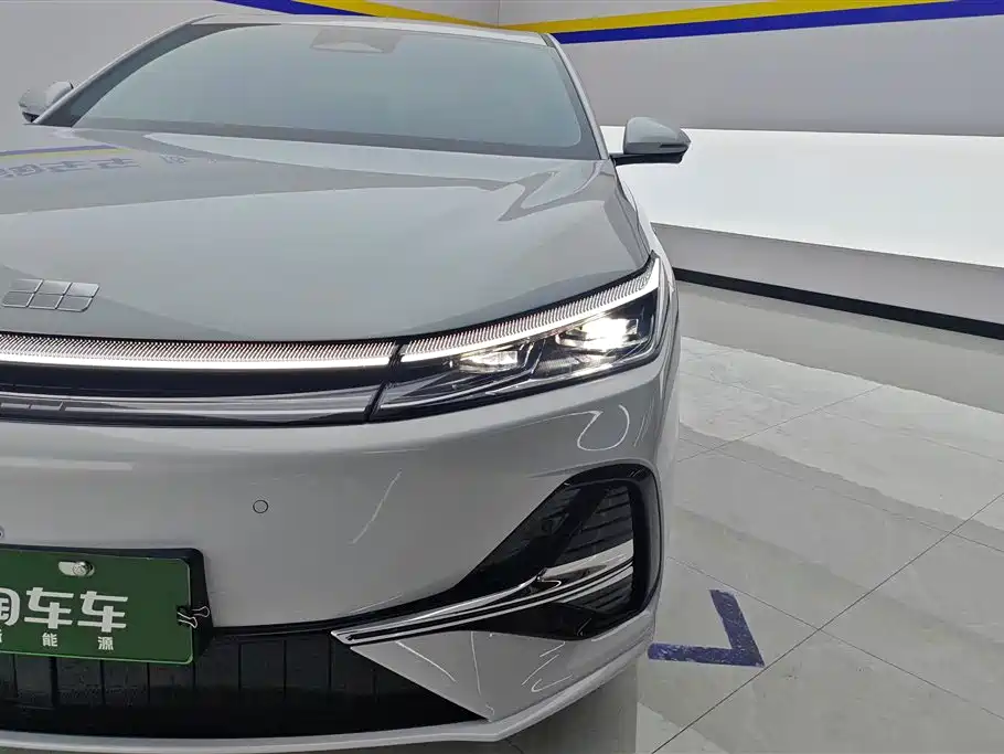 Geely Galaxy Galaxy A7 2025 EM-i фото 5