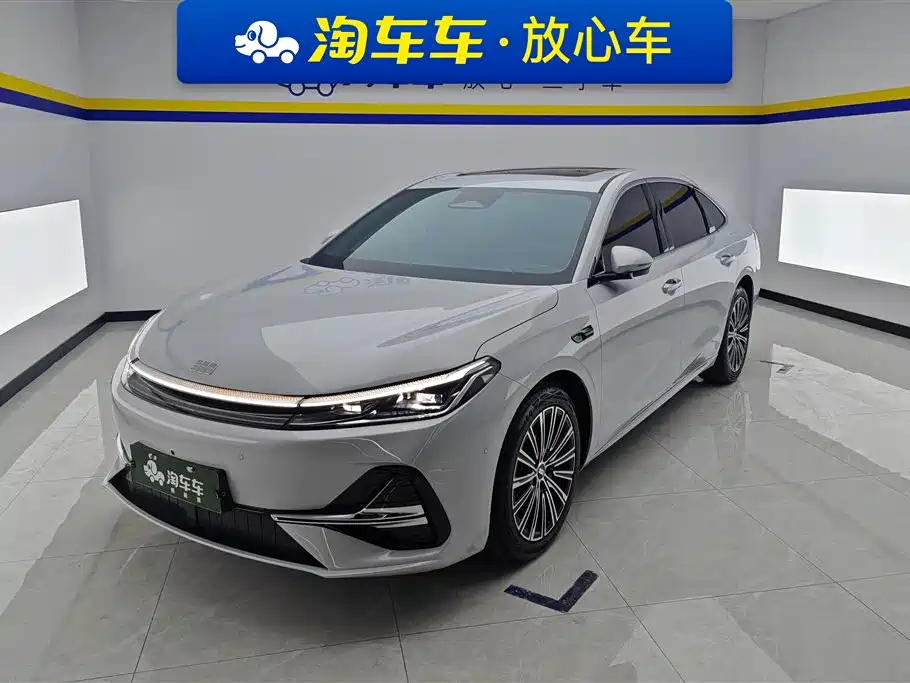 Geely Galaxy Galaxy A7 2025 EM-i