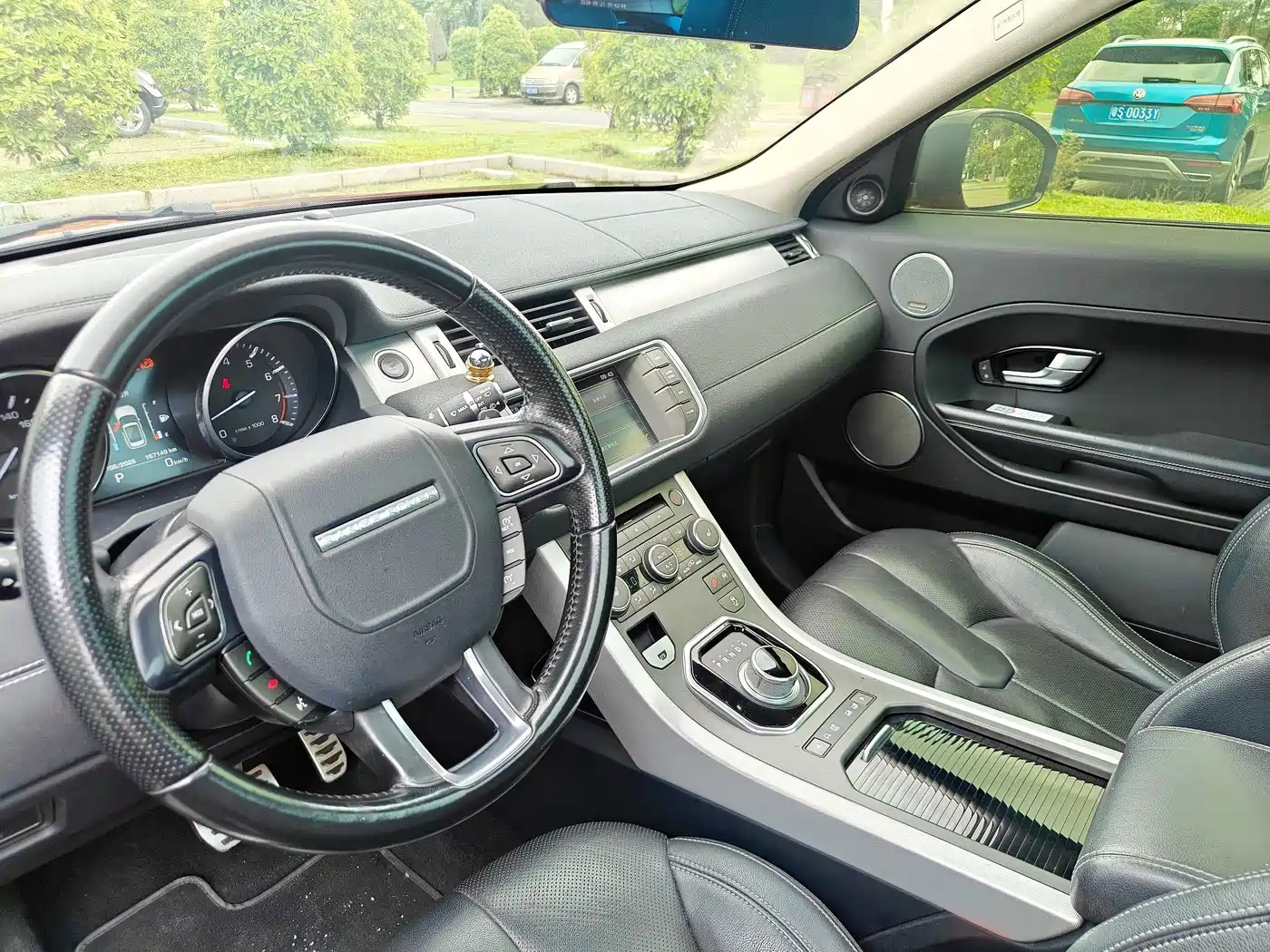 Photo 13 - Land Rover Range Rover Evoque