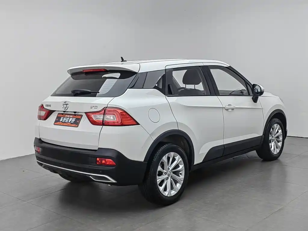 Zhonghua V3 2018 2017 1.5L Automatic Smart