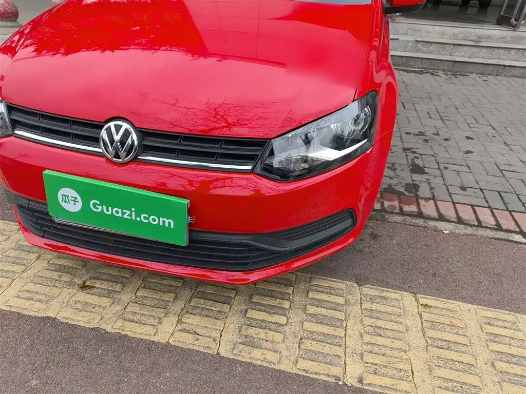 Volkswagen Polo 2016 1.4L Automatic Trend фото 24