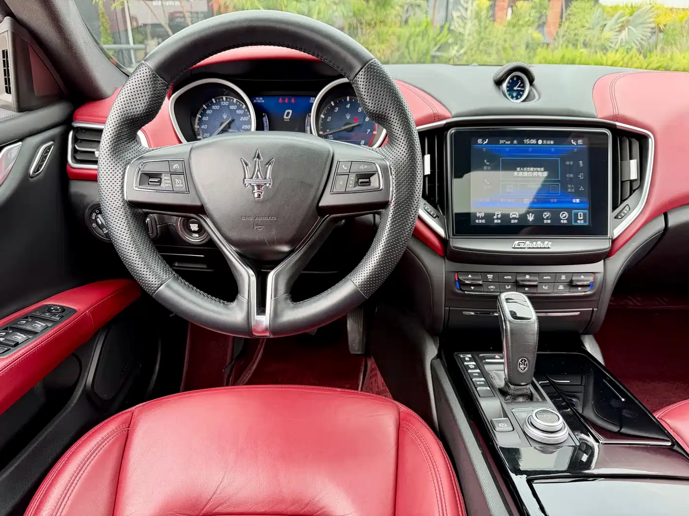 Фото 11 - Maserati Ghibli