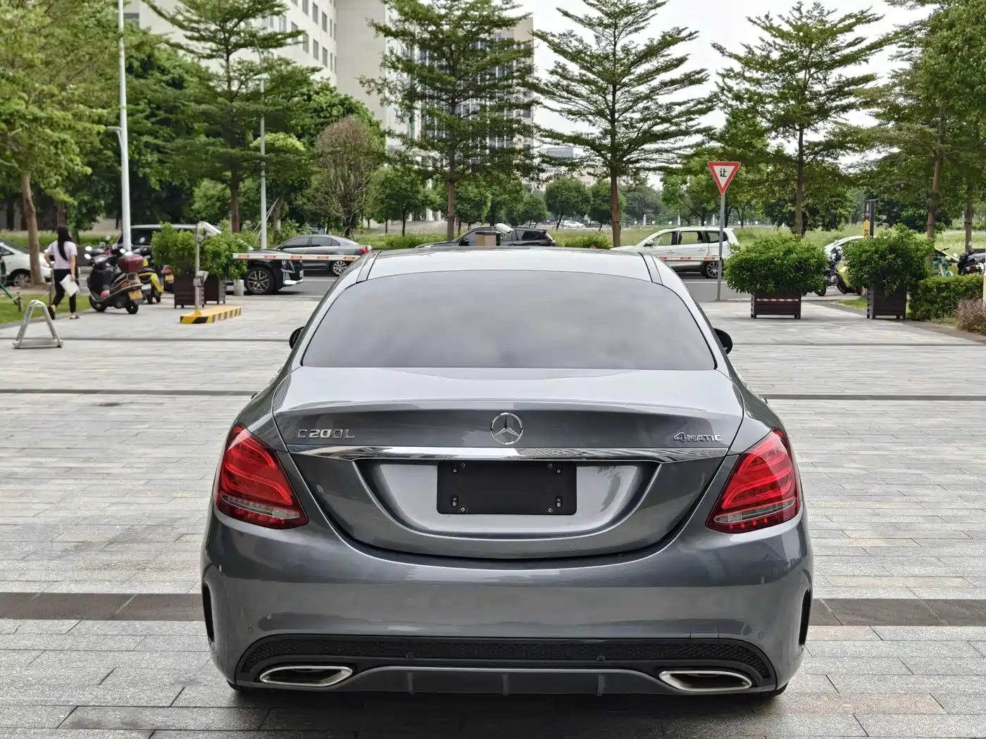 Mercedes-Benz C-Class 2018 C 180 L Fashion Sport Edition фото 18