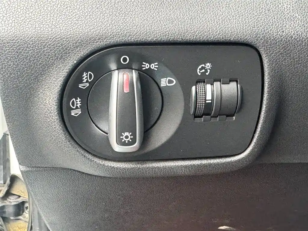 Audi A1 2013 Model 30 TFSI Sportback Ego фото 16