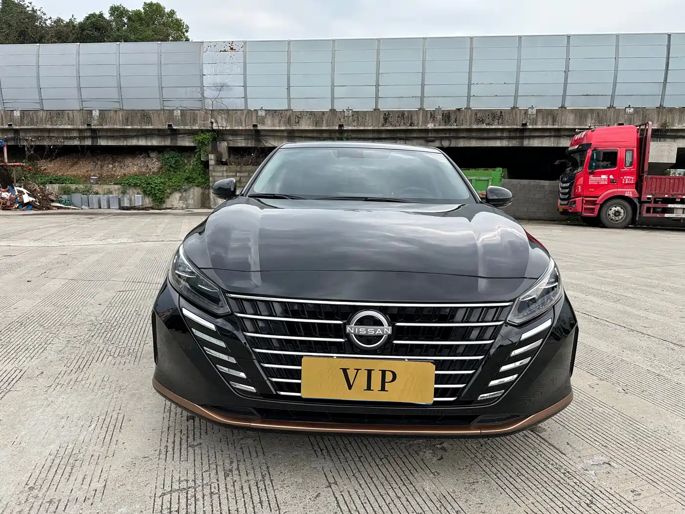 Photo 2 - Nissan Teana