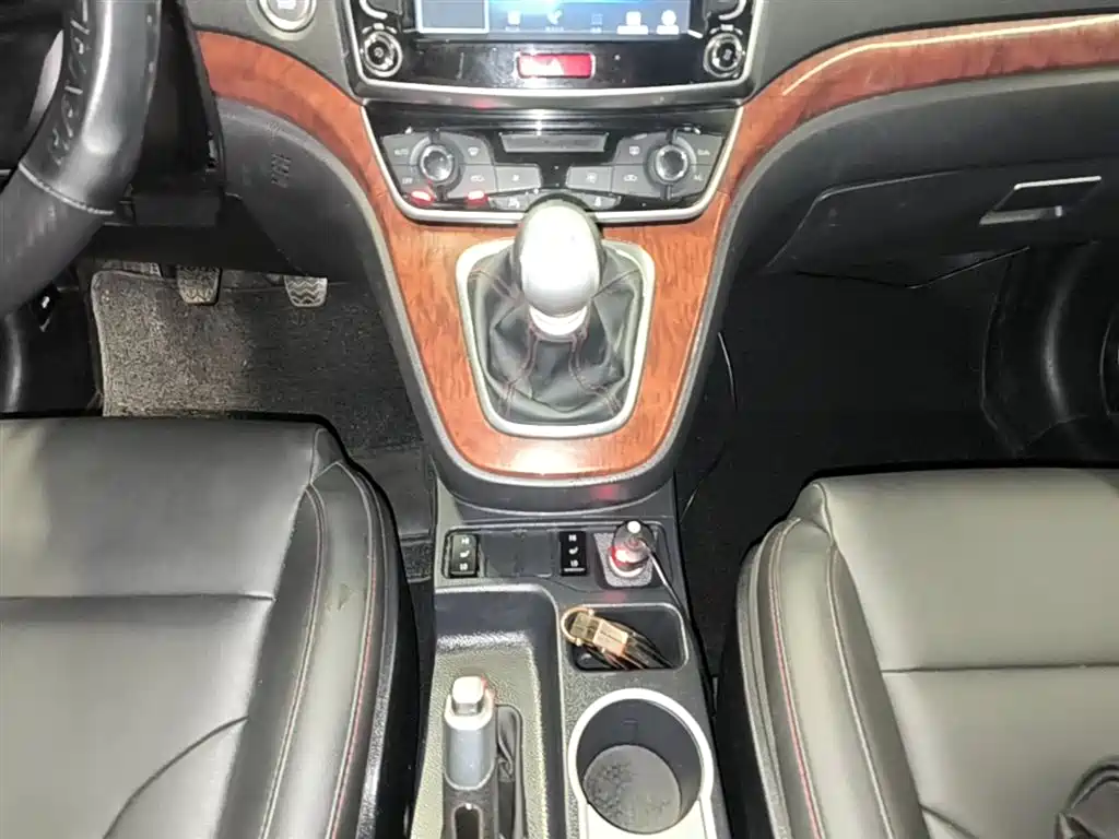Haval H6 2015 Facelift Sport Edition 1.5T Manual 2WD Elite фото 10