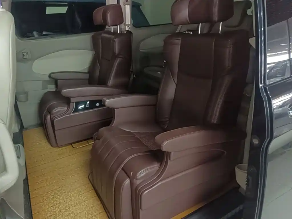 Photo 17 - Ford Tourneo