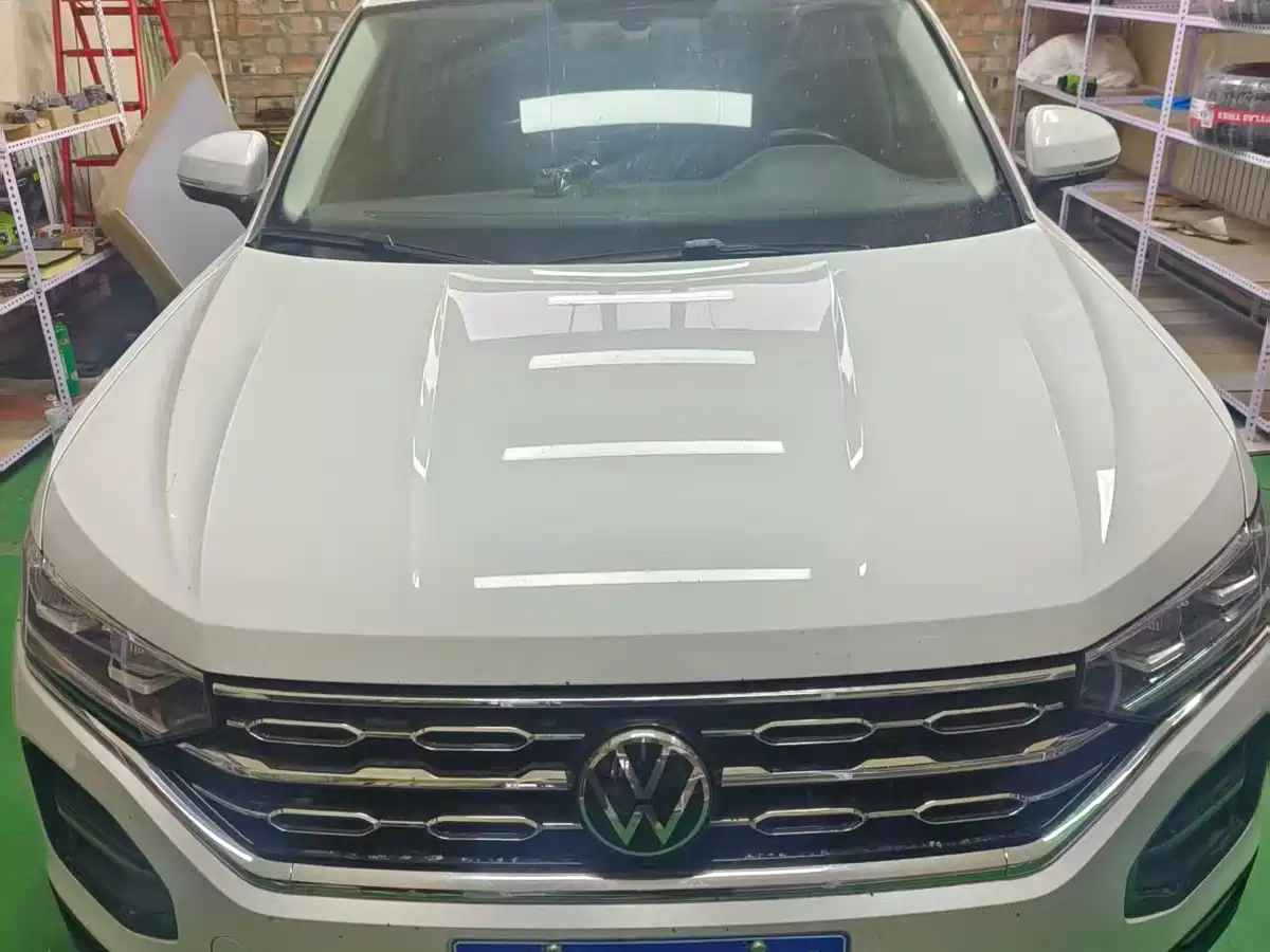 صورة 2 - Volkswagen Tayron