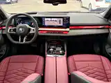 Photo 9 - BMW 5 Series
