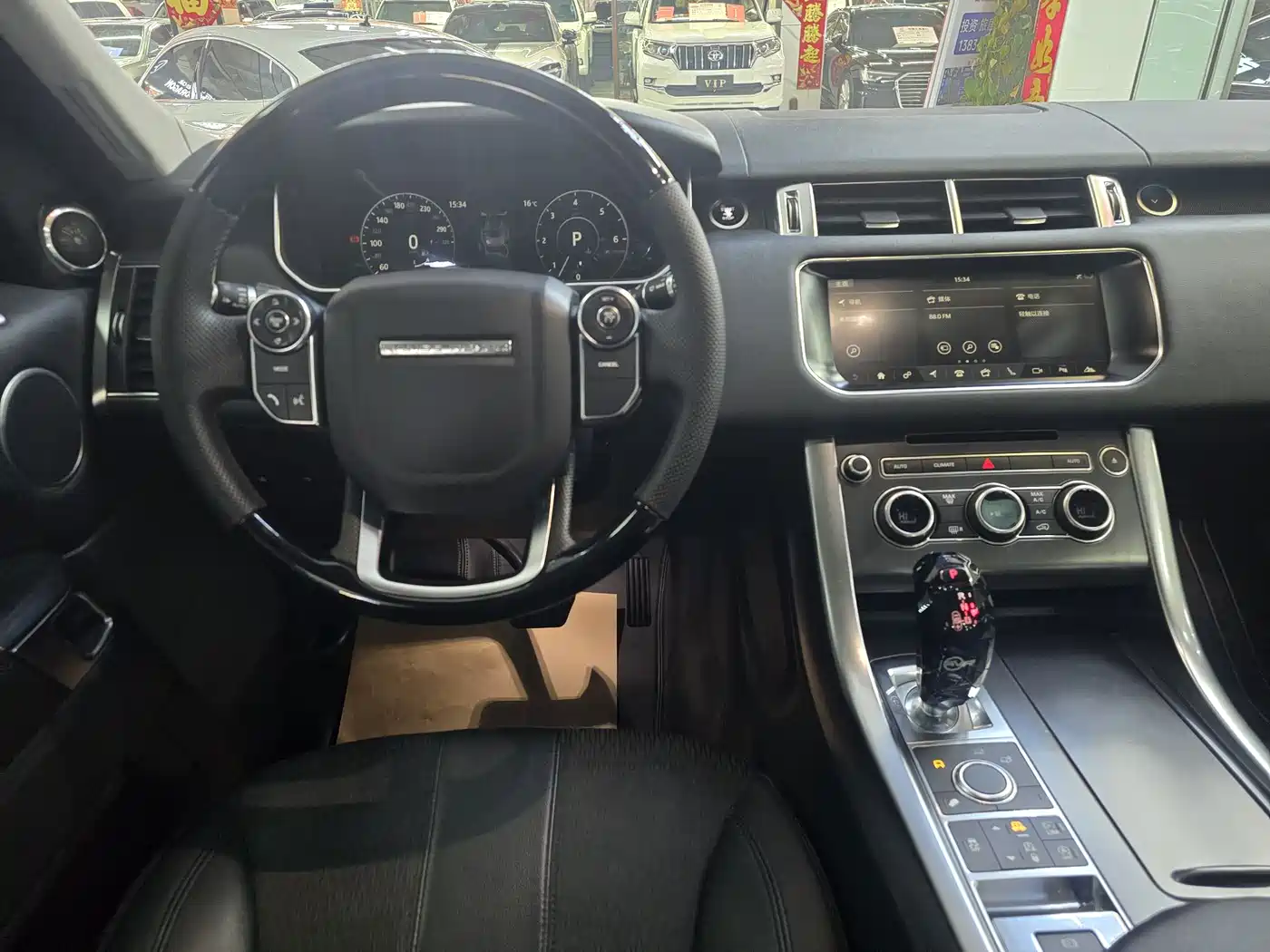 Land Rover Range Rover Sport 2016 Model 3.0 SDV6 HSE DYNAMIC фото 8