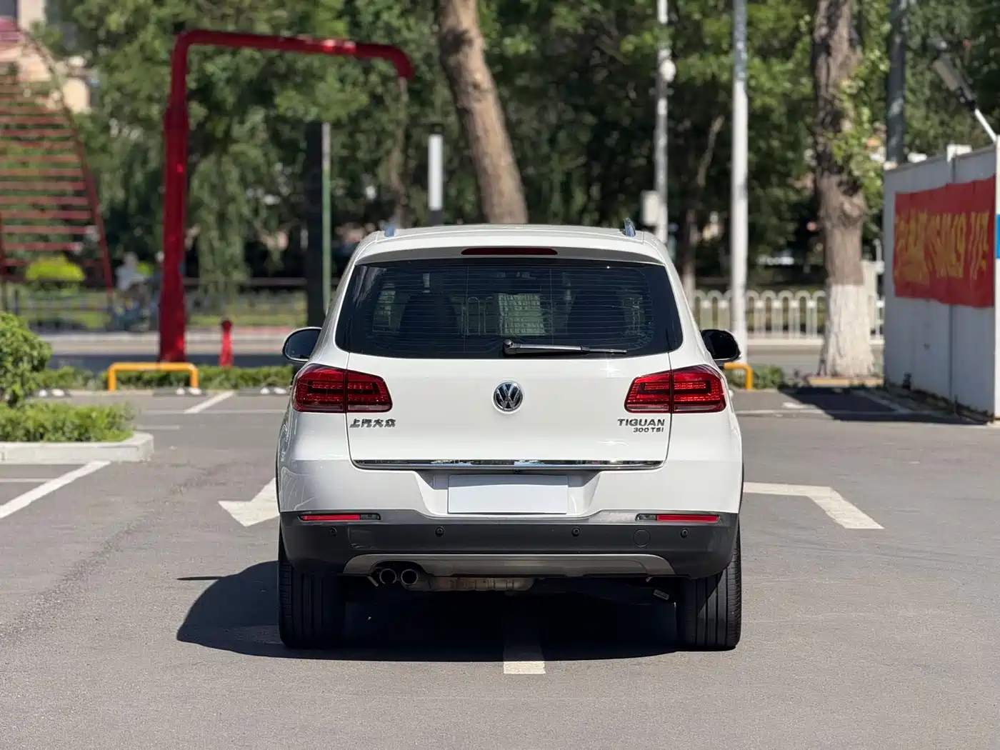 Volkswagen Tiguan 2016 Model 300TSI Automatic 4WD Luxury Edition фото 17
