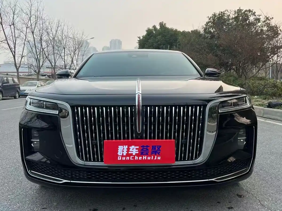 Hongqi H9 2022 2.0T Smart Connect Flag Enjoy Edition фото 3