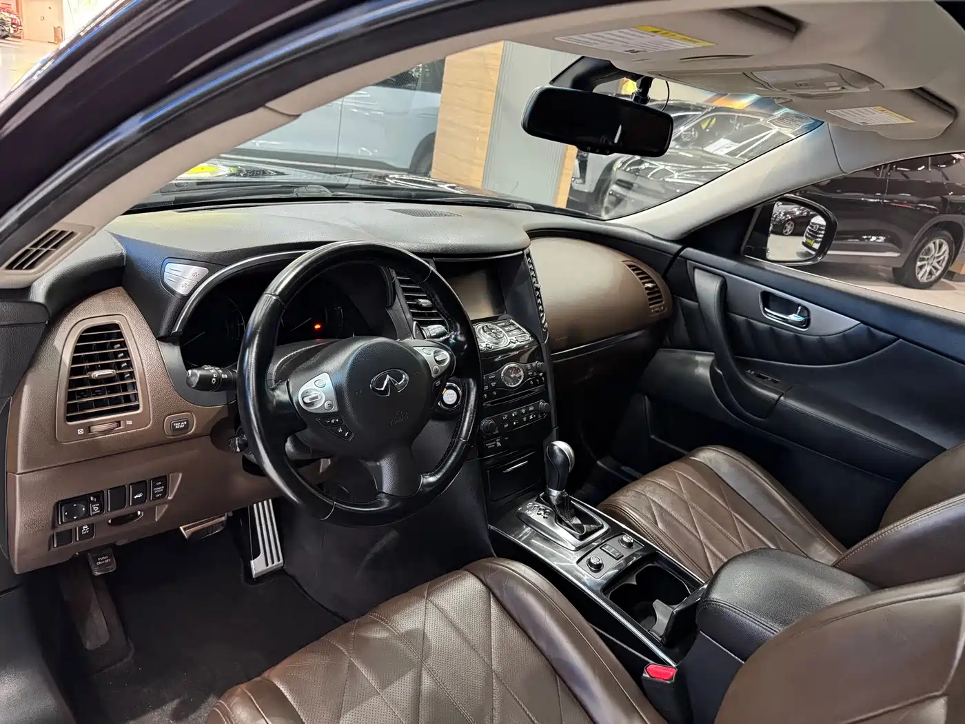 Infiniti QX70 2015 2013 3.7L Superior
