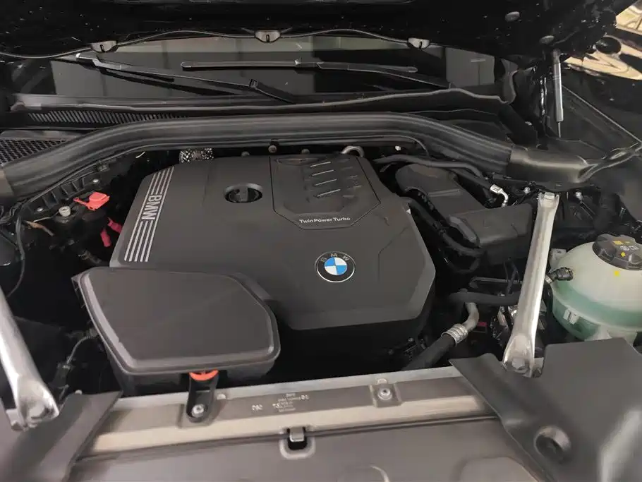 BMW X4 2022 xDrive 25i M Sport Package фото 10