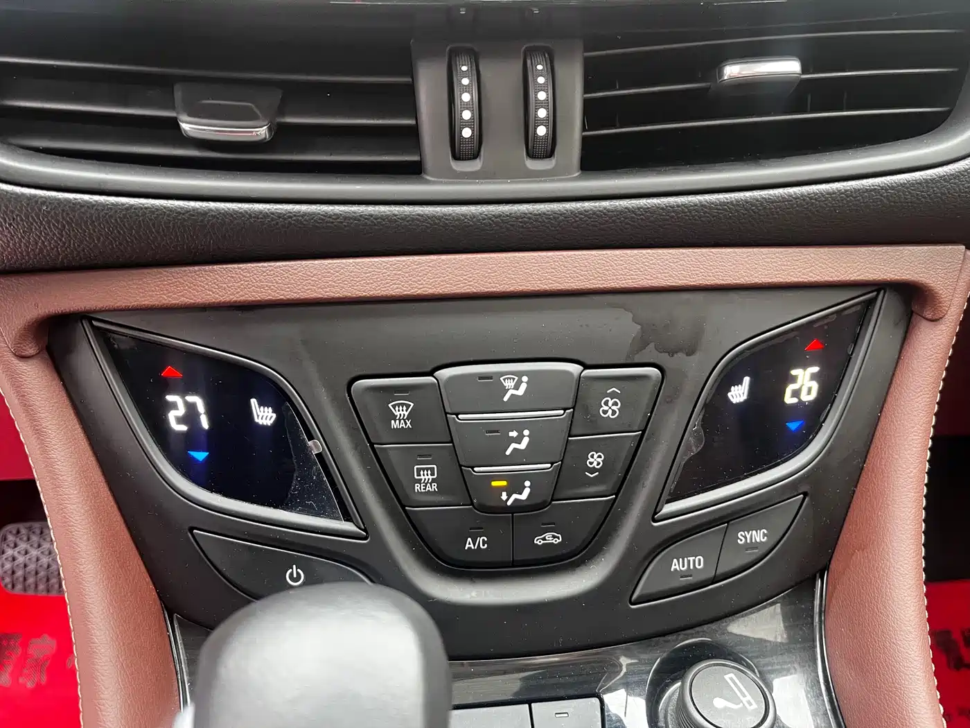 Buick Envision Plus 2019 28T AWD Elite Model China VI фото 13