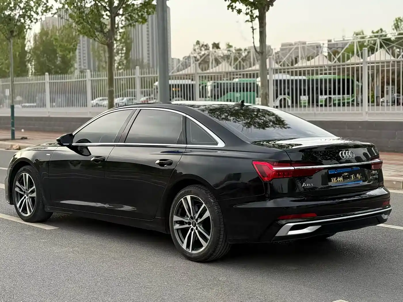 Audi A6L 2023 40 TFSI Luxury Dynamic фото 18