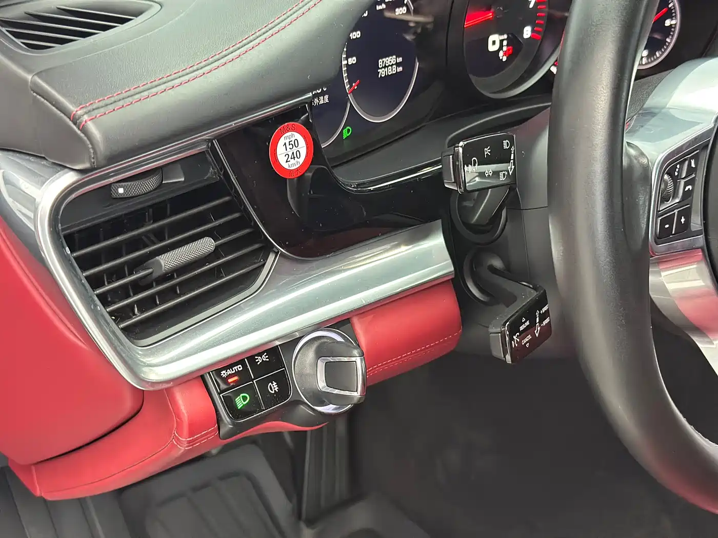 Porsche Panamera 2017 Panamera 3.0T фото 21