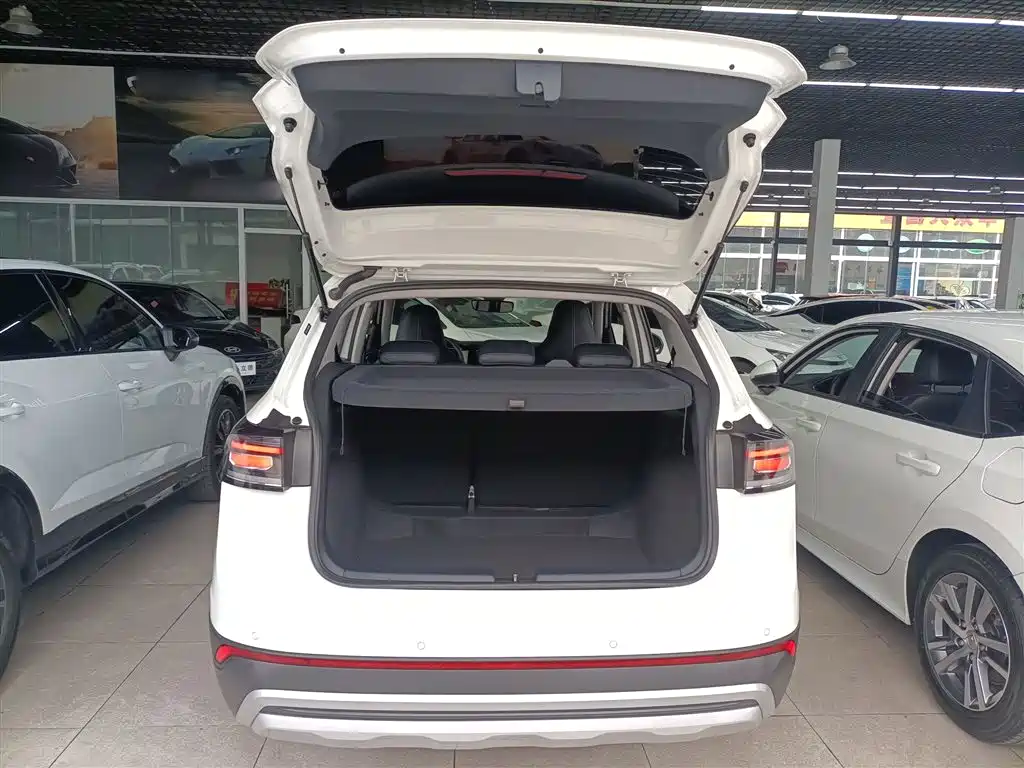 Volkswagen Tharu 2025 New Edge 1.5L Aspiration Edition фото 16