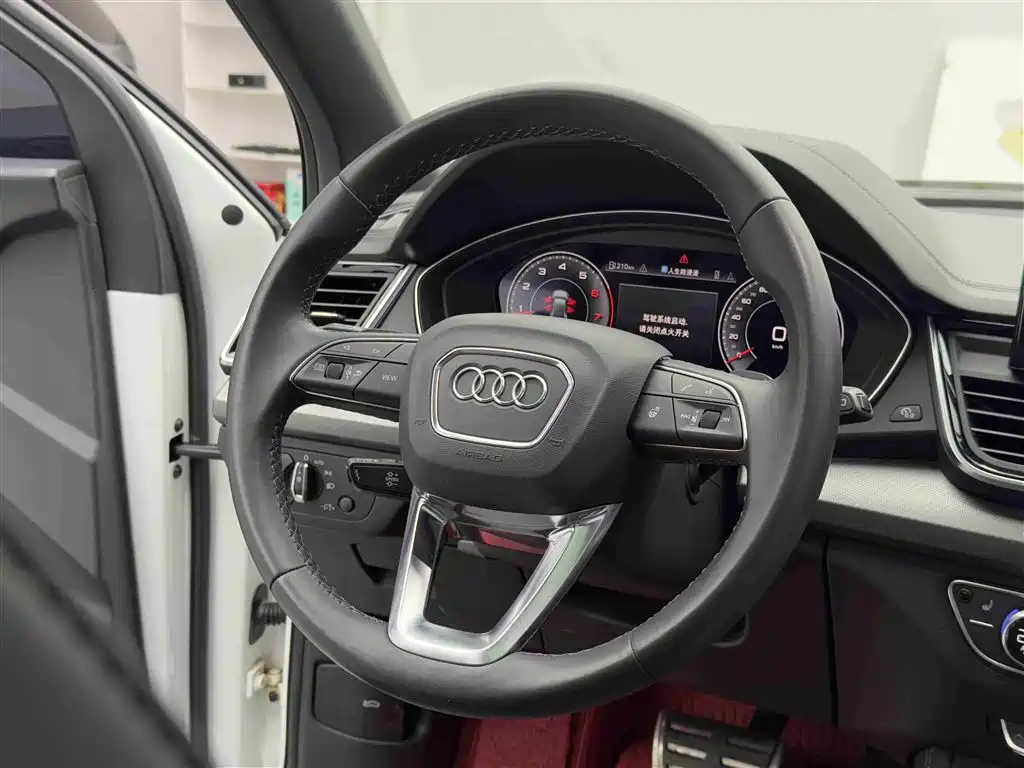 Audi Q5L 2023 40T Luxury Dynamic фото 12