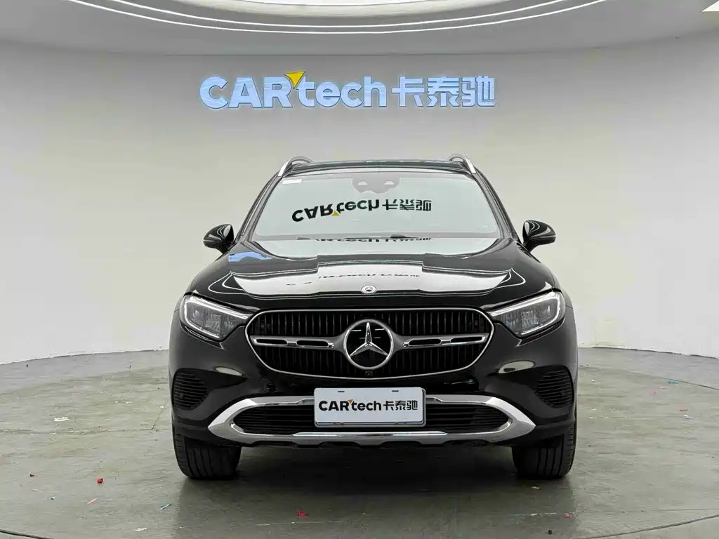 2026 Mercedes-Benz GLC