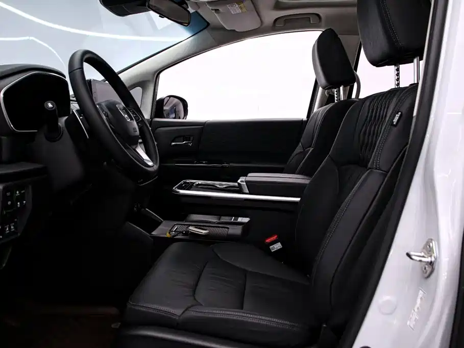 Honda Elysion 2025 2024 2.0L e:HEV Luxury Edition