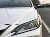 Фото 15 - Lexus ES