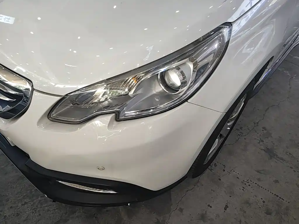 Peugeot 2008 2016 2014 1.6L Automatic Fashion Edition