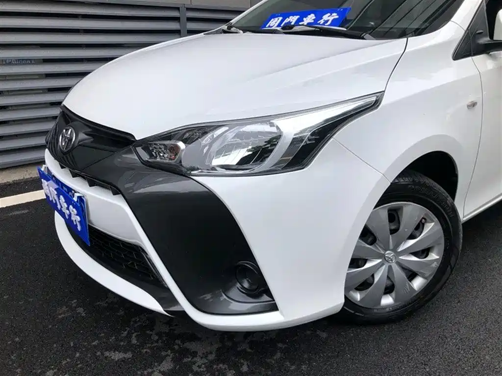 Toyota YARiS L Zhi Xuan 2019 1.5E CVT MeiDong Edition China VI фото 3