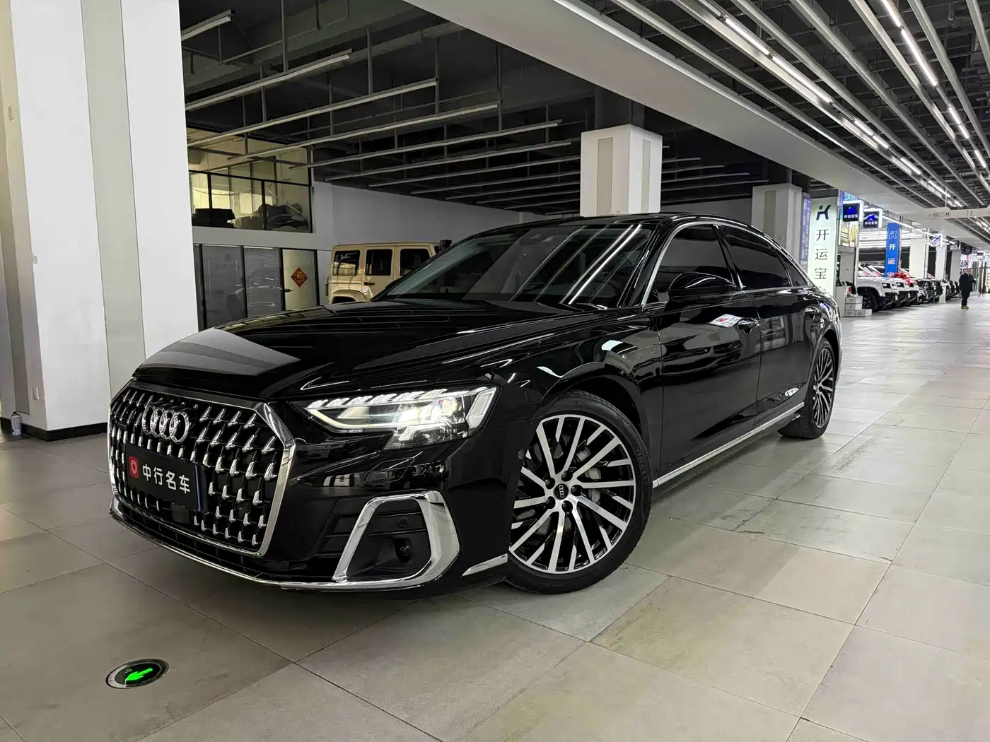 Audi A8 2023 A8L 50 TFSI quattro Exclusive фото 22