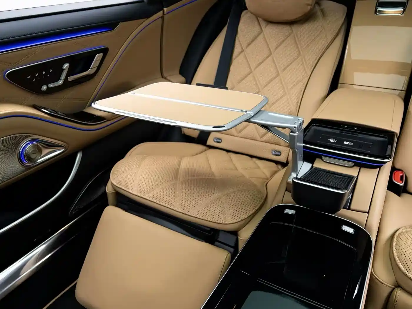 Mercedes-Benz Maybach S-Class 2022 S 680 4MATIC Virgil Abloh Limited Edition фото 6