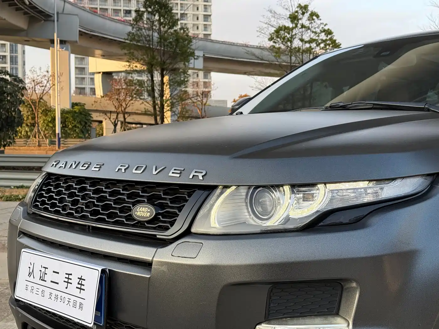 Land Rover Range Rover Evoque (Import) 2012 2.0T 5-door Dynamic Edition фото 3