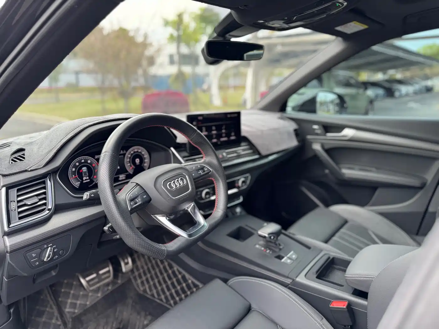 Audi Q5L 2023 40T Luxury Dynamic фото 10