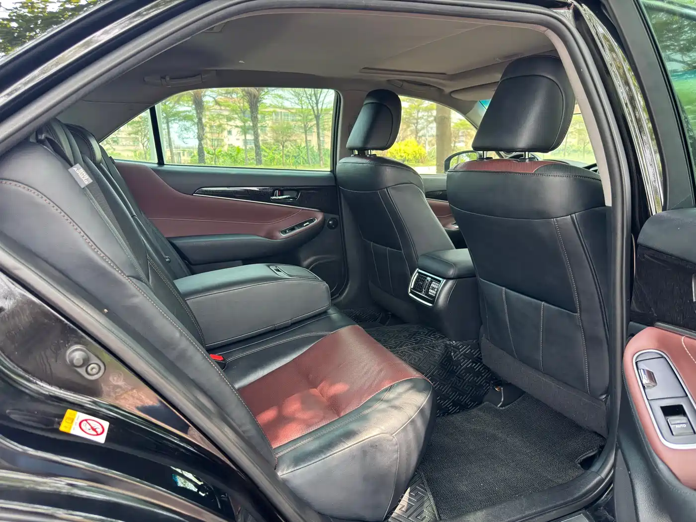 Toyota Crown 2018 2.0T Sport Edition фото 10