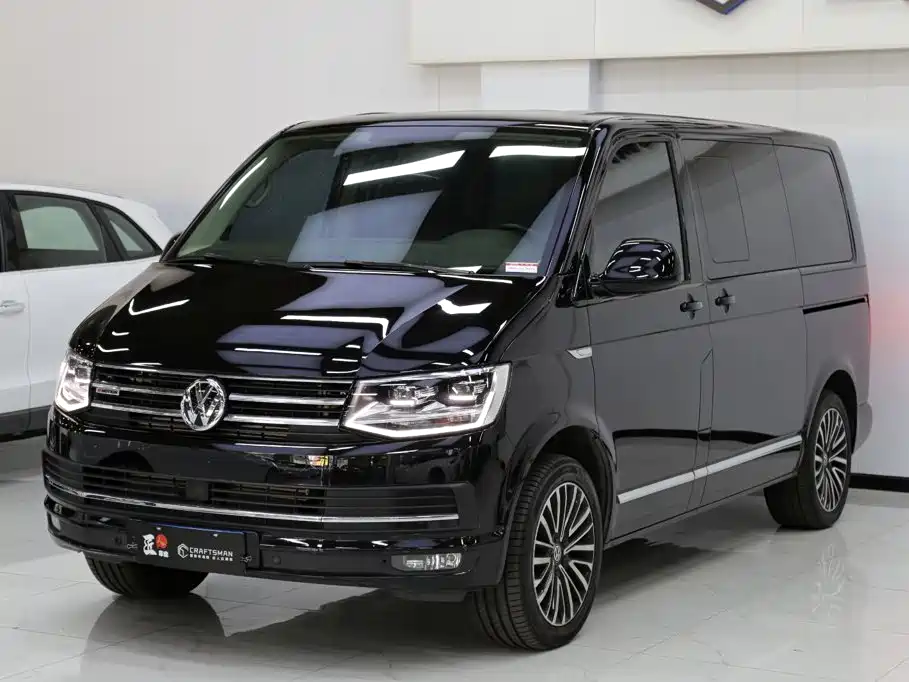 Photo 21 - Volkswagen Multivan